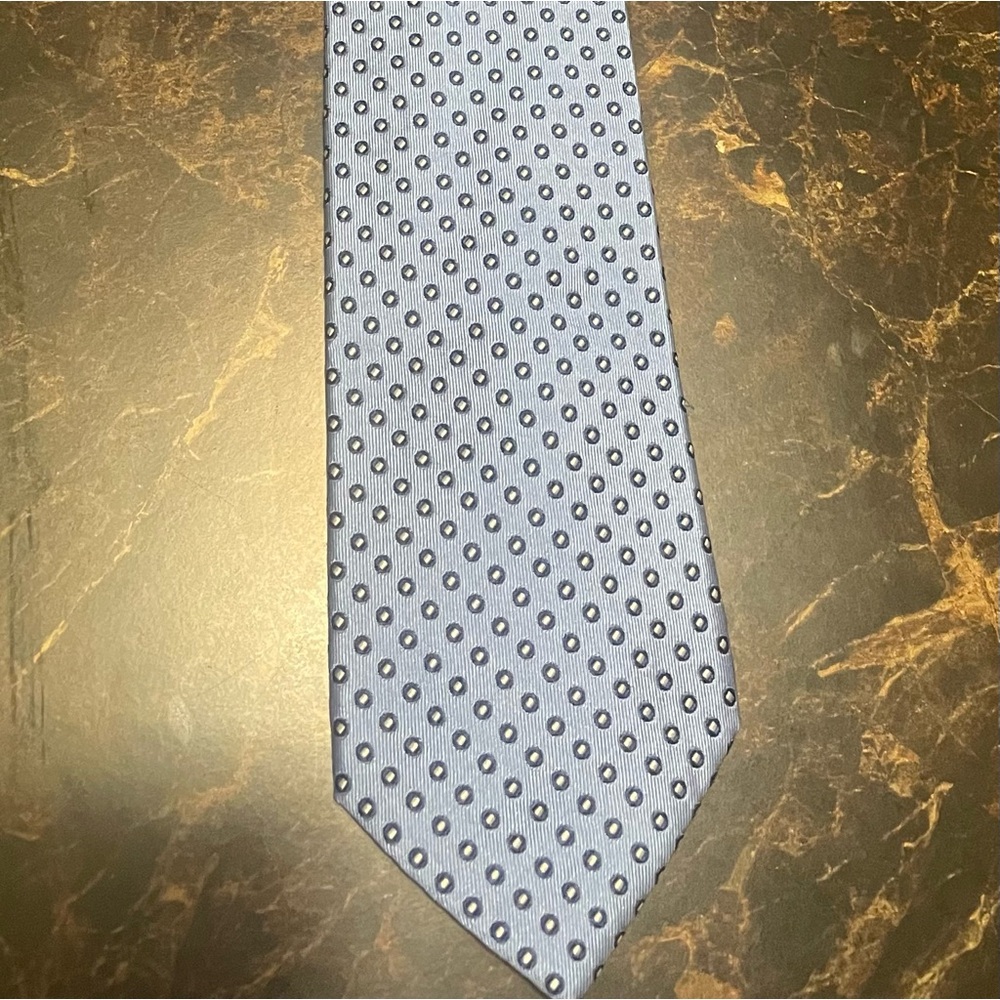 Chaps 200% silk  blue men ties